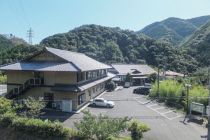 鶴の湯温泉